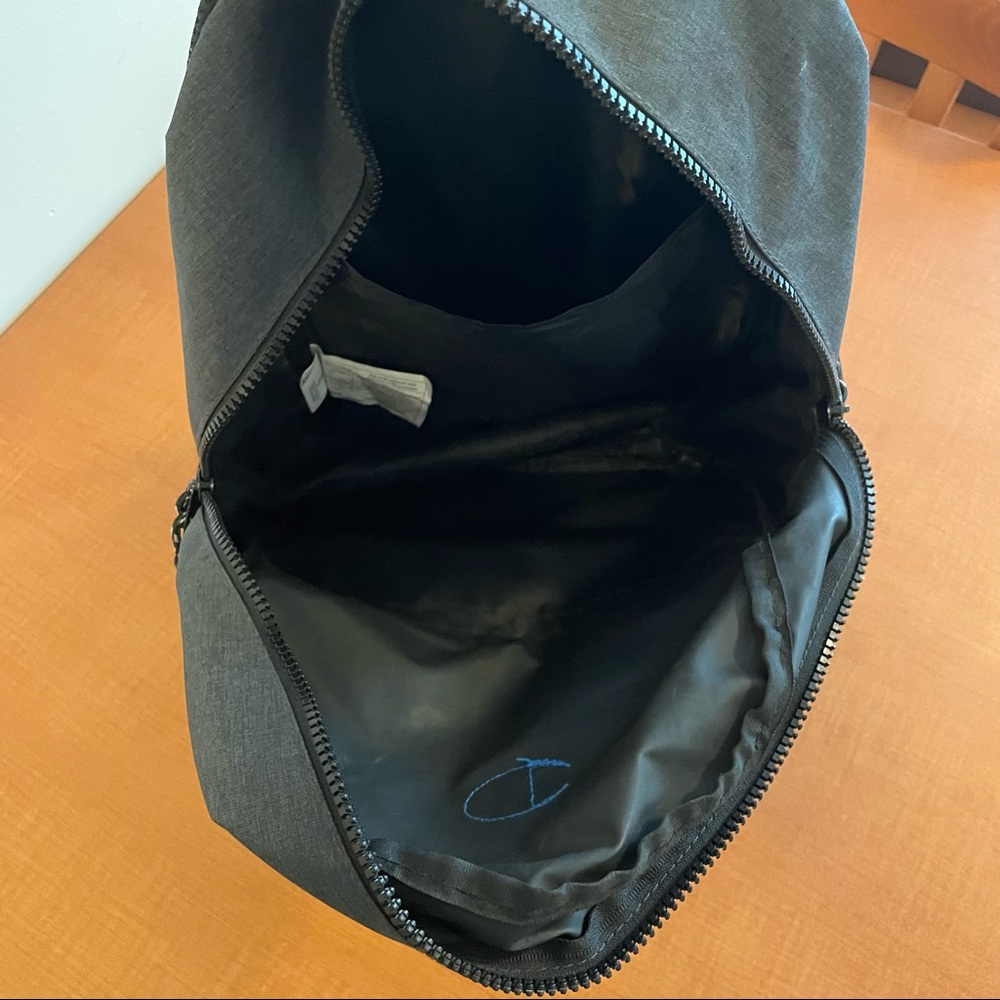 Champion Backpack - Picture 3 of 4